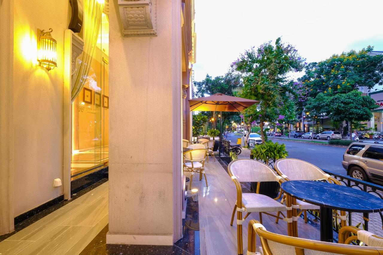 Golden Tree Apartments โฮจิมินห์ซิตี้ ภายนอก รูปภาพ